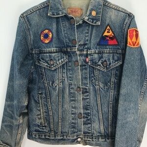Vintage Levi's Red Tab Denim Jacket Patches Sz 38R